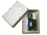 Marchio: ARITECH. Articolo: IU2080NC. Modulo per la gestione di 1 linea controllata di avvisatori acustici. Fornito completo di custodia. CPR.