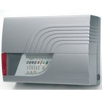 Marchio: NOTIFIER. Articolo: FT4-4DP. Sistema rivelazione fumo ad aspirazione a 4 canali identificabili separatamente, con sensore laser e sensibilità da 0,01 a 20% osc/m. L'aspirazione avviene per mezzo di una ventola e di 4 tubazioni provviste di fori con lunghezza massima di 100m. Collegabile a centrali serie AM o a centrali convenzionali a mezzo relè. Dotato di LED per la segnalazione dello stato del dispositivo, di 4 relè di allarme programmabili e di uno di guasto con contatto libero da potenziale, di interfacce seriali RS232 e RS485 e di interfaccia di rete ethernet TCP/IP. Provvisto di filtro per la protezione contro agenti esterni e di display per la visualizzazione degli stati d'allarme. Tubi in ABS con diametro interno di 22mm ed esterno di 27mm non forniti. Possibilità d'utilizzo del modulo d'espansione relè FT-RY. Alimentatore e caricabatterie compresi.
