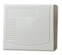 Marchio: ARITECH. Articolo: NX-10-V3-EUR. Centrale di controllo NX-10 a microprocessore: 2 zone cablate, doppio ricetrasmettitore a bordo 868 MHz Gen2 in grado di gestire 48 zone via radio, 4 tastiere via radio e 4 sirene via radio. 4 aree, ognuna con inserimento parziale, totale e modo notte. Comandata da tastiera remota con display LCD a due righe da 16 caratteri, disponibile nella versione cablata e via radio. Possibilità di collegare fino a 32 moduli. 1 uscita sirena interna e 2 uscite a relè liberamente programmabili. Combinatore telefonico digitale e modem integrati. Telegestibile. 99 codici utente. Memoria di 512 eventi. Autoinserimento e disinserimento. Test dinamico della batteria. Contenitore in policarbonato di piccole dimensioni. Certificata EN-50131 Grado 2.