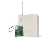 Marchio: COMBIVOX. Articolo: COMBIVOX NEWLINK (IN BOX). Backup cellulare che rende disponibile una linea telefonica a due fili con le stesse caratteristiche della linea TELECOM. Il dispositivo consente di utilizzare normalmente la linea telefonica urbana, se collegata e/o disponibile e, in caso di assenza della stessa per taglio fili o sabotaggi vari, rende disponibile la linea di backup ricavata dal cellulare. Tramite comando è possibile l’utilizzo della linea di backup cellulare anche in presenza della linea telefonica urbana.Il Combivox New Link può essere utilizzato come modem, sfruttando il canale dati della rete GSM, per la trasmissione in modalità dati. Tramite il modem Combivox New Link e un PC, è possibile telegestire e programmare a distanza su rete GSM le centrali Combivox Amica.L’efficienza della rete cellulare di backup è tenuta costantemente sotto controllo.In caso di avaria del modulo GSM, il dispositivo attiva una uscita open collector (100 mA). Funzione di controllo del credito per SIM prepagate (Vodafone, WIND e TIM). Funzione Multicontrol per la verifica a distanza del funzionamento di dispositivi GSM Combivox. Funzione test: è disponibile la funzione di test per verificare il tono di libero (tipo TELECOM o continuo) e squillo del telefono (funzioni utili quando il dispositivo è utilizzato nel settore telefonia). Versione con contenitore senza alimentatore. COD. 11.669