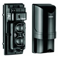 Marchio: ELKRON. Articolo: EL50RT/2PH-60. Barriera da interno/esternoPortata interno nominale 120 m, esterno 60 m1 doppio raggio IRTrasmissione selezionabile su 4 diverse frequenzeControllo automatico del guadagno (AGC)Lenti asferiche ad elevata precisioneMirino per allineamento ottico con regolazione micrometricaRegolazione raggi da 0° a 180°Regolazione tempo di interruzione raggioModalità di rivelazione: interruzione dei 2 raggiUso autonomo o in colonna SP50Alimentazione: 10,5 - 30 VdcAssorbimento: 85 mA maxTempo intervento relé: da 50 a 700 msRelé di uscita:- 1 allarme NO/NC - portata 0.2A - 28 Vdc- 1 tamper NO/NC - portata 0.2A - 28 VdcAngolo di regolazione: orizzontale 0°-180° - verticale +/- 10°Grado di protezione: IP55Temperatura di funzionamento: -25° ÷ +55° CDimensioni e peso: 76 x 181,5 x 77,8 mm - 924 g (TX e RX)