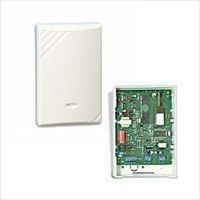 Marchio: HONEYWELL. Articolo: VPLEX-VSI. Dispositivo progettato per essere utilizzato su tutte le centrali Honeywell che supportano la linea V-PLEX, lADVSI costituito da un isolatore che interviene in caso di corto circuito sul ramo del loop in cui inserito. Quando si verifica un corto circuito su un ramo della line Multiplexer, si illumina un LED di guasto presente sul dispositivo che isola il ramo difettoso dal sistema; aumenta in tal modo il livello di sicurezza, poich anche in guasto grave, occasionale o causato volontariamente, come un corto sulla linea multiplexer lambiente protetto comunque sicuro.Inoltre, permette un notevole risparmio a livello manutentivo, poich permette di individuare malfunzionamenti con maggior rapidit. Alimentazione: 7-14Vcc, da V-Plex Assorbimento: 1.2mA (LED off), 5.0mA (LED on) Dimensioni: 104x230x22 mm.