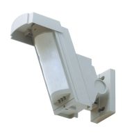 Marchio: OPTEX. Articolo: HX-40. Rivelatore PIR a doppio fascio per esterno, portata 12m, 85°. Doppio rivelatore PIR per esterno a doppio fascio, 94 zone di rilevazione, alta immunità ai falsi allarmi, regolazione portata, portata 12m, 85°, completo di staffa e tettuccio. Custodia IP55