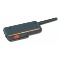 Marchio: SCANTRONIC. Articolo: 726REUR-50. Telecomando 2 pulsanti lunga portata 1 canale, su un canale possibilità di blocco meccanico dei pulsanti per prevenire trasmissioni accidentali, led di segnalazione trasmissione, clip da cintura, antenna esterna, dimensioni 44(L) x 165(H) x 20(P) mm.