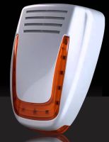 Marchio: VENITEM. Articolo: 20200213. Sirena autoalimentata a 13.8 Vdc con lampeggiante a led e sistema antischiuma-antishock, sistema brevettato di illuminazione a led e scheda vocale. Mose LS VOCAL LUX grigio lucido tech cal. Arancio.