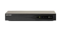 Marchio: HIKVISION. Articolo: DS-7604NI-K1/4P. NVR 4 ingressi IP, risoluzione dei canali IP fino a 8Mpixel, banda totale massima in ingresso 40M, 2 uscite video principali (VGA, HDMI con risoluzione 4K), predisposto per montaggio di 1 disco SATA fino a 6TB, 2 porte USB (mouse, backup), 1 LAN 10/100Mbps, 4 porte PoE, alimentazione esterna a 48Vdc (in dotazione) max 10W senza disco fisso, Ezviz Cloud, Multi-Stream Video Compression H.265/H.264/MPEG4. HDD 1TB incluso
