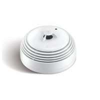 Marchio: ELKRON. Articolo: FDOT500. Rivelatore ottico-termico a basso profilo, completo di circuito di autoapprendimentoe isolatore di cortocircuito> Il rivelatori combinati a doppia tecnologia (fumo-calore) basano il loro principiodi funzionamento sul principio della diffusione della luce causata dalle particelle di fumopresenti nell’aria (effetto TYNDALL) e sul controllo della temperatura all’interno dell’areain cui sono installati. Un microcontrollore analizza e confronta il segnale che riceve da unsensore di temperatura di precisione tipo NTC, attivando l’allarme se la temperatura superai 58°C. Il rivelatore ha la funzione del controllo automatico di guadagno; un microcontrollorecalcola la compensazione della lettura per mantenere una sensibilità costante nel tempo> Tensione di alimentazione: 20Vcc (tensione modulata da -15% a + 10%)> Assorbimento medio a riposo: 250 uA @ 20 Vcc> Assorbimento in allarme: 2mA @ 20 Vcc> Soglia di allarme statico: 58°> Led bicolore: rosso allarme - verde normale funzionamento> Umidità relativa max: 93%> Temperatura di funzionamento: 0 ÷ +50°C> Peso: 70 g> Dimensioni: ø 90 x 40 (H) mm> Certificato EN54 parte 5 classe A1, parte 7 e parte 17, N.1293-CPD-0139