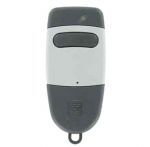 Marchio: CARDIN. Articolo: TXQ449100. Telecomando Cardin TRS449100 frequenza 433 Rolling Code 1 canale Dimensioni: 34x72x11 - Programmazione da ricevitore. - Batteria e manuale di programmazione in dotazione. Contenitore in materiale plastico antiurto. Alimentazione 6V con due batterie al litio CR2032