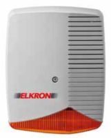 Marchio: ELKRON. Articolo: HPA700M. Sirena da esterno autoalimentata con lampeggiatore>> Funzioni programmabili:- TIME OUT SUONATA- TIPO INGRESSI- RIFERIMENTO INGRESSI- CONTEGGIO ALLARMI- FUNZIONE PONTEGGI- 8 MODALITÀ DI SUONATA- RIPORTO ALLARMI- GESTIONE MODULO PROTEZIONI- Abilitazione LED GUASTO / led stato impianto>> Tensione di funzionamento: 9 ÷ 15 Vcc>> Assorbimento max a riposo: 7 mA>> Assorbimento max in allarme: 1600 mA medi>> Assorbimento max dalla centrale: 150 mA>> Pressione acustica: > 110 dB (A) @ 1 m>> Frequenza di funzionamento: 1400 ÷ 1600 Hz>> Tensione di blocco ingressi (doppio-bilanciati a positivo): 5,1 ÷ 8,7 Vcc>> Tensione di attivazione ingressi (doppio-bilanciati a positivo): 2,3 ÷ 5,0 Vcc>> Assorbimento degli ingressi: 1 mA (doppio-bilanciato); 2,2 mA (NC)>> Autonomia con batteria interna a riposo: 60 ore>> Soglia batteria bassa: 11.5 Vcc>> Soglia batteria esausta: 10 Vcc>> Contatto tamper della sirena (relè allo stato solido): 50 mA @ 50 Vcc; R typ = 20 Ω>> Contatto tamper del modulo protezioni (relè allo stato solido): 50 mA @ 50 Vcc; R typ = 20 Ω>> Classe ambientale: IV>> Temperatura di funzionamento certificata: -25 °C ÷ +70°C>> Umidità massima ammessa: 93%>> Grado di protezione involucro certificato: IP44 / IK08>> Materiale coperchio esterno: alluminio pressofuso>> Materiale flash: PC-ABS autoestinguente>> Materiale griglia interna opzionale: lamiera 8/10 zincata>> Materiale fondo: PC-ABS autoestinguente>> Accumulatore allocabile: 12V – da 1,9 a 2,2 Ah>> Dimensioni (L x H x P): 203 x 253 x 87 mm>> Peso (senza batteria): 1500 g>> Tamper: Antiapertura e asportazione>> Livello di prestazione garantito (EN50131-4): Grado 3