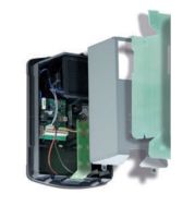 Marchio: VENITEM. Articolo: 20202218. Sirena autoalimentata a 13.8 Vdc con lampeggiante a led, sistema antischiuma-antishock e anti-perforazione. Doge LSP senza coperchio.