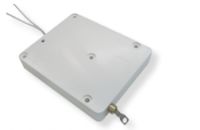 Marchio: VIMO. Articolo: CTF001V. Sensore a filo per tapparelle, boccola di scorrimento cordina in ottone smussato, 5 punti di fissaggio per installazione facilitata. Struttura particolarmente robusta per massima affidabilità nel tempo. Connessione a 2 conduttori; necessita scheda di analisi per sensori veloci (CTFA001 o CTFA011LP).  