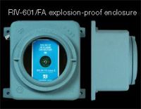 Marchio: ARITECH. Articolo: RIV-601/FA. Rivelatore di fiamma all'infrarosso. Alimentazione 24Vcc. Campo di visione di 90° a cono con copertura tipica di 20mt e 400mq. Uscita di allarme a relè. Custodia ADPE. Protezione IP55