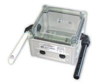 Marchio: COOPER. Articolo: CCD100. Camera di analisi per condotte, dotata di tubo di campionamento e di scarico. Richiede base e rivelatore appropriato in funzione del tipo di sistema di rivelazione adottato (convenzionale o analogico).