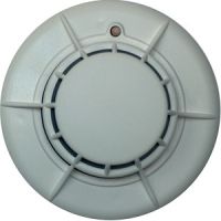 Marchio: NOTIFIER. Articolo: ECO1002 (RIL126). Rivelatore combinato ottico di fumo e termico convenzionale. Costituito da una camera ottica sensibile alla diffusione della luce e da un termistore sensibile al calore. Led di visualizzazione allarmi. Uscita per ripetizione d?allarme. Predisposto per il test tramite telecomando a laser. Certificato CPR in accordo alle Normative EN54 parti 5 e 7. Alimentazione 8-28Vcc. Temperatura di funzionamento da - 20 a + 60°C. Umidità relativa sino a 95% senza condensa.