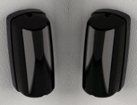 Marchio: CIAS. Articolo: NEWTON2 50 MONO. L’ultima generazione di barriere a infrarosso attivo all’interno della famiglia Newton. Rispetto alla versione precedente presentano un nuovo e accattivante design, una struttura meccanica completamente rinnovata con grado di protezione IP 65, nuove ottiche IR dall’elevata qualità di segnale e sempre più performanti. Le stesse ottiche utilizzate per la versione stand-alone di Newton2, possono essere utilizzate come kit all’interno delle colonne TOWER HT (1m/ 2m/ 3m). Barriera mono-ottica stand-alone a infrarossi attivi. Portata 50m.