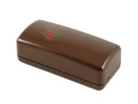 Marchio: COMBIVOX. Articolo: RIVELATORE ROTTURA VETRO RADIO 868 MHz RTV/868. Rivelatore antishock (rottura vetro) a conteggio degli impulsi programmabile. Ingresso ausiliario programmabile come zona di allarme o per contatto a cordino con conteggio digitale degli impulsi. Supervisionato, batteria a litio in dotazione. Colore marrone. COD. 62.080 