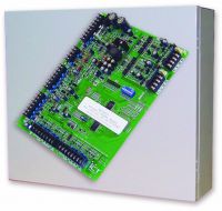 Marchio: DIAS. Articolo: PRT-RDI2. Modulo espansione per 2 porte (fino a 4 lettori), e 8 zone cablate con memoria integrata. Alimentatore a bordo 1.7A. Richiede trasformatore. Memoria 4000 eventi. Armadio metallico mm 410 x 335 x 90.