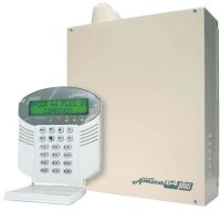 Marchio: COMBIVOX. Articolo: AMICA 64 PLUS PSTN ALIMENTATORE 4A. La centrale Amica 64 versione 2009 si arricchisce di una importante ed esclusiva novità: AmicaWeb, l'interfaccia LAN per il collegamento della centrale Amica in rete e in INTERNET. Inoltre, Amica 64 ha esteso la compatibilità a: 1) l'esclusiva tastiera touch screen 