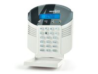 Marchio: COMBIVOX. Articolo: MULTIVOX. Combinatore telefonico GSM  multilingue con antenna integrata in grado di inviare 4 messaggi di allarme in fonia (registrabile da microfono integrato o tramite funzione “text to speech”) e 4 messaggi SMS fino a 16 numeri telefonici. 4 ingressi di allarme e 2 uscite O.C. programmabili per telecomandi e/o segnalazione di avaria. Attivazione uscite tramite menù vocale, messaggi SMS e funzione CLIP (squillo a costo zero). 16 numeri di memoria e 32 codici utente. Funzione antirapina, telesoccorso e antijammer. Gestione automatica della SIM prepagata per credito residuo e scadenza, gestione dell’ora legale e dell’ora solare. Archivio da 256 eventi con esito delle chiamate di allarme, stampa della programmazione e programmatore orario con 6 programmi differenti (es. accendere la caldaia, attivare l’impianto di irrigazione, accendere le luci, etc.).Programmazione locale tramite tastiera con display LCD e menù intuitivo (programmazione numeri telefonici, programmatore orario, codici, etc.) e da PC tramite software dedicato.Funzioni utente a distanza tramite il menù vocale e/o via SMS per verifica stato sistema e telecomando.Alimentazione12 V (nom.); da 11,5 V a 13,8 VAssorbimento80/500 mA con picchi da 2 AAutoprotezioniantiapertura e antistrappoTastieraa 20 tasti alfanumericiDisplayLCD 2 righe x 16 caratteriIngressi4 N.C., N.A. e N.U.Uscite2 O.C. (100 mA)Messaggi fonia4 d 15 sec max cad, 1 anti-jammer da 15 sec max Messaggi SMS4 da 100 caratteri max; 1 anti-jammer da 100 caratteri maxArchivio storico256 eventi data/oraGestione a distanzatramite menù vocale, messaggi SMS e/o funzione CLIP a costo zeroFunzioni GSMcontrollo credito e scadenza SIMGSMModulo Dual Band 900/1800 MHzContenitoreplastico a muroDimensioni (L x H x P)138 x 155 x 34 mm