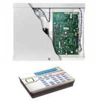 Marchio: ELKRON. Articolo: MB10-50 . Centrale di allarme ibrida a 10 zone, completa di tastiera KP01 e web server. Gestisce fino a 50 zone completamente programmabili (mediante espasioni filari e radio), 100 codici utenti con codici da 4 o 6 cifre, registro fino a 750 eventi, 5 aree parzializzabili. Frequenza di lavoro 868MHz FM in banda stretta. Alimentatore da 1,5A. Conforme alle norme EN50131 Grado 2. 