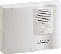 Marchio: HONEYWELL. Articolo: KITB-DOM-EU. Kit composto da centrale Domonial CMI8EU-STD-7 , tastiera LKP-S8M-EN e batteria BA04V35Sistema di sicurezza compatto e radioTrasmissione radio bidirezionale a 868 Mhz con funzione di rilevamento dei disturbi radio (jamming) adattivaFino a 32 periferiche radio per installazioneTrasmissione allarmi mediante rete terrestre (PSTN), GSM/ GPRS o EthernetCopertura radio fino a 2000m in campo apertoTrasmissione delle immagini acquisite tramite sensori video ad infrarossi della serie DomonialSensore di fumo fotoelettrico wireless con sirena integrataTrasmissione delle allarme compatibile con quasi tutti i ricevitori di allarme esistentiPossibilità di connessione ai sistemi Domonial di manutenzione e supporto all’installazioneFino a 8 smart plug e compatibile con dispositivi X10 per aggiungere funzioni di automazioneMicrofono e altoparlanti integrati per la verifica dell’audio e il dialogo con un operatore della sorveglianza a distanza3 zone di protezione (zona principale, perimetro, locali annessi)Sirena integrata (95 db) con modulazioni differenti per intrusione e rilevamento del fumoPannello certificato EN50131-1 Grado 2, classe ambientale IIGaranzia 18 mesi