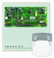 Marchio: PARADOX. Articolo: SP5500. Centrale a microprocessore a 5 zone cablate (10 con la funzione di duplicazione zone) espandibile fino a 32 zone cablate/senza fili. Fino a 15 zone su tastiere (1 per tastiera). Possibilità di inserimento a chiave. Memoria 256 eventi, 32 codici utenti/telecomandi. Possibilità di inserimento rapido con zone aperte, e di suddividere l’impianto in 2 aree indipendenti con area comune. Combinatore telefonico digitale incorporato: 3 numeri per Centrale di Sorveglianza e 5 numeri per combinatore vocale (con VDMP3). Cambio automatico dell’ora legale e solare. Tasto di ripristino programmazione (riporta ai valori di default e riavvia), connessione diretta a 9.6k baud con il software WinLoad. 2 uscite programmabili, espandibili a 16. 1 uscita a relè. Possibilità di espansione a 32 zone con moduli di espansione su BUS per zone cablate e/o senza fili MAGELLAN. Alimentatore “switching” 1.1A. Armadio metallico mm 280x280x76. Fornita con tastiera cablata K32 con indicatori LED 32 zone.