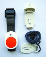 Marchio: SCANTRONIC. Articolo: 702REUR-00. Telecomando 1 canale a singolo pulsante. Viene fornito con clip per cintura e con cinturino elastico da polso. Contenitore resistente all’acqua. Led di indicazione trasmissione. Dimensioni (l x a x p): 30x41x15 mm. Peso: 0,018 Kg.