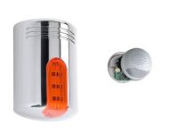 Marchio: VENITEM. Articolo: AS1KIT1CRR. Kit Doge AS1 Cromo calotta rossa + ATX2/S + batt. Sirena Doge wireless, AUTOPROTETTA, BIDIREZIONALE, SUPERVISIONATA, con sistema antischiuma brevettato a doppia tecnologia contro i falsi allarmi, sistema antishock contro gli urti violenti e lampeggiante a led, compatibile con qualsiasi tipo di centrale filare e/o wireless. Funziona in abbinamento con il dispositivo rice-trasmittente bidirezionale ATX2/S (completo di sirena interna), capace di comandare fino ad 8 sirene Doge wireless. La sezione trasmittente gestisce 4 ingressi di comando: 2 ingressi allarme e 2 ingressi ON/OFF, da collegare alla centrale di allarme. La sezione ricevente consiste in un display a 7 segmenti, 3 led di segnalazione e 3 uscite logiche e consente di ricevere e gestire tutte le informazioni provenienti dalle sirene memorizzate. Attraverso il display è possibile identificare quale sirena ha segnalato un problema, mentre i 3 led consentono di visualizzare il tipo di anomalia presente sulle sirene: allarme tamper, mancata supervisione e basso livello batterie. Sono disponibili 2 uscite elettriche a collettore aperto e 1 a relè che si attivano in concomitanza dell’anomalia segnalata. Alimentata da pacchetto batterie 7,5 V alcaline SIZE “D” incluso. L’autonomia prevista è di due anni circa calcolando 4 operazioni di stato giornaliere e un allarme mensile. Tramite il dip-switch è possibile impostare: 4 suoni, 4 temporizzazioni, escludere o abilitare il riporto sonoro ON/OFF, impostarne l’intensità acustica, escludere o abilitare la segnalazione ON/OFF impianto.