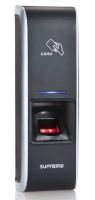 Marchio: ETER. Articolo: ETER SUP BEPL-OC. Lettore biometrico BioEntry Plus per impronta digitale con sensore ottico• Grande capacità di impronte 10.000 in 1:N (5.000 utenti)• Riconoscimento 2.000 impronte al sec.• 50.000 eventi• Identificazione tramite impronta, carta o impronta + carta• integra lettore di card RFID 125KHz EM• Connessione TCP/IP (LAN, WAN, POE) e RS485• Semplice gestione con software BioStar• Funzionalità anche Stand Alone• Uscita Wiegand configurabile fino a 64 bits• Compatibile con modulo esterno Secure I/O • 2 input TTL per pulsante di uscita e contatto porta• 1 output relè per serratura• Dimensioni 50x160x37 mm. (L x A x P)• Alimentazione 12VDC