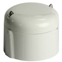 Marchio: NOTIFIER. Articolo: NRX-REP. Il ripetitore radio NRX-REP è un dispositivo a radiofrequenza alimentato a batteria, progettato per essere impiegato con il gateway NRXI-GATE. Contiene un ricetrasmettitore e viene integrato in un sistema antincendio indirizzabile tramite un protocollo di comunicazione proprietario. Il ripetitore si inserisce nella stessa base dei sensori wireless, la B501RF. È usato per ampliare la zona di copertura radio del sistema di rivelazione antincendio. Il  dispositivo è a norma EN54-25 ed EN54-18, e rispetta i requisiti di cui agli standard EN 300 220 ed EN 301 489 per la conformità alla Direttiva R&TTE. Corrente di standby: 120 μA a 3 V CC (tipica in modo di funzionamento normale) Corrente LED rosso: 4 mA max Tempo di risincronizzazione: 35 s (tempo max dall’accensione del dispositivo alla normale comunicazione RF quando la rete è attiva) Batterie: 4 Duracell Ultra 123 Durata delle batterie: 4 anni a 25oC Frequenza radio: 865-870 MHz; Potenza di uscita RF: 14 dBm (max) Range: 500 m (tipico in aria libera) Umidità relativa: dal 10% al 93% (senza condensa).