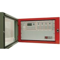 Marchio: NOTIFIER. Articolo: MAR2.RA.1. Centrale di rivelazione in configurazione rack in grado di alloggiare al suo interno sino ad otto schede MAR2/DM ciascuna delle quali può gestire sino a quattro tratte di cavo termosensibile digitale, ognuna delle quali può avere una lunghezza massima di 5.000 metri. Il sistema ha la possibilità di localizzare il punto d’origine dell’incendio con una precisione dell’1%. La centrale dispone nella sua versione base di una scheda per la gestione di quattro tratte, con schede aggiuntive si può arrivare a ben 32 linee. Certificata ATEX EEx nAe(ia) IIC T4. Grado di protezione IP55. Alimentazione 230Vca/24Vcc con alimentatore caricabatteria per batterie tampone. Contenitore in policarbonato. 