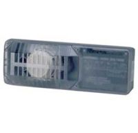 Marchio: NOTIFIER. Articolo: DNRE (RII73B). Il sistema indirizzato di rivelazione per condotte DNRE campiona le correnti d'aria circolanti nelle condotte per rivelare l'eventuale presenza di particelle di fumo provenienti da un incendio. La camera di analisi si collega direttamente sul loop indirizzato. La semplicità d'installazione di questo rivelatore è tale che si può fissare direttamente sia su canalizzazioni rotonde che rettangolari grazie anche alla possibilità di poter ruotare una parte del rivelatore. Inoltre la tecnologia usata per l'aggancio del rivelatore alla base rende molto semplice le operazioni di manutenzione e pulizia periodiche. Il sistema di rivelazione può contenere sia rivelatori ottici sia laser di fumo (i rivelatori sono da acquistare separatamente). L'eventuale condizione di allarme è visibile sul frontale dell'apparecchiatura tramite un led. Compatibile con tutti i sistemi indirizzati Notifier. Dimensioni: (lunghezza; larghezza; profondità) Rettangolare: 37cm x 12,7cm x 6,36cm. Quadrato: 17,7cm x 22,9cm x 6,36cm. Peso: 0,73Kg. Temperatura di funzionamento. -20°C/70°C. Temperatura di stoccaggio: -30°C/70°C. Umidità relativa: 0%/95% (senza condensa). Velocità aria: 1,5/ 20.