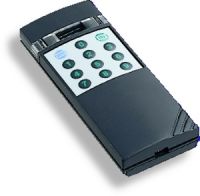 Marchio: CARDIN. Articolo: TRQ048K10. Trasmettitore con display a 100 canali. Portata 200-300m. Caratteristiche tecniche come TRQ048D08. 