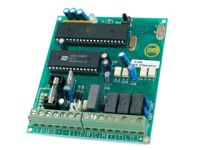 Marchio: COMBIVOX. Articolo: ROBOTEL. Combinatore telefonico interattivo per impianti di allarme.Gestione delle operazioni di programmazione, interrogazione, telecomandi locali, attraverso lo stesso telefono derivato dalla linea, e a distanza, tramite qualsiasi telefono a tastiera anche cellulare.Interrogazione a distanza per verificare lo stato dell’impianto (acceso/ spento), la regolarità del funzionamento, eventuali allarmi avvenuti, attivare/ disattivare carichi esterni e accendere o spegnere l’impianto di allarme (autenticazione del chiamante tramite codice).Il menù vocale, con oltre 250 frasi combinate, rende le operazioni estremamente semplici. Le ridotte dimensioni della scheda lo rendono utilizzabile anche all’interno di centrali di allarme.Contenitore in acciaio con antina predisposto per alloggiamento batteria 12 V 2A.