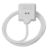 Marchio: DEA SECURITY. Articolo: SPC03E. Rilevatore piezoceramico con elettronica integrata per la protezione dei vetri Alimentazione: 12 Vcc (min.11,0 - Max 15,0V) Assorbimento: 15 mA Dimensioni: 41 x 41 x 16 mm (sensore) - 45 x 43 x 15 mm (base) Temperatura di esercizio : + 5 / + 40° C Umidità relativa: <95% non condensante Grado di protezione: IP55 Uscite NC, nr. 2 per: - MANOMISSIONE generale / - ALLARME sfondamento Tarature: Programmazione sensibilità antisfondamento su 4 livelli Funzioni speciali: - Led segnalazione eventi e memoria allarme ( ripristino in automatico) / - Dispositivo antirimozione Collegamenti: 6 conduttori + schermo