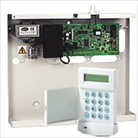 Marchio: HONEYWELL. Articolo: C048-D-E1-KPD. Centrale antintrisione 16 zone espandibile fino a 48 zoneDispone di 1 bus RS485 per connessione di apparati esterniFino a 8 porte controllateFino a 8 aree/ settoriFino a 100 utentiFino a 19 pianificazioni settimanali a disposizioneAccesso al varco controllato attraverso modelli e gruppi di accessoDisinserimento dell’area associata al varco tramite lettore di badgeRegistro degli eventi di accesso con 1000 eventi registrati nella centrale (registro a parte per le intrusioni)Possibilità di comunicazione tramite EthernetComunicatore digitale PSTN integratoPorta di comunicazione seriale RS232 integrataPossibilità di inserire i gruppi mediante il lettore di tessereSblocco delle porte in caso di incendio, tramite il controllo dell’evacuazioneFino a 6 canali per la verifica audioInterfaccia multilingueApp GX Remote Control per controllare fino a 5 sistemi da smartphone o tabletCompatibilità con tutti i lettori WiegandFino a 4 RF PortalsTecnologia bidirezionale Agile Radio Routing (brevettata)Certificata secondo le normative EN50131-3:2009, EN50131-6:2008Versione comprensiva di tastiera MK7