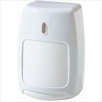 Marchio: HONEYWELL. Articolo: IS215T. Rivelatore digitale infrarosso passivo a doppio elemento. Compensazione automatica della temperatura, regolazione sensibilit, antistrisciamento con ottica a specchio brevettata, tamper. Altissima immunit RFI (oltre 30V/ m). Supporta snodi SMB-10 ed SMB-10T. Analisi del sengnale con microprocessore ASIC. Assorbimento 10 mA in allarme 7mA a riposo. Ottica sigillata a sensibilit uniforme. Autodisabilitazione del LED di walk test dopo dieci minuti per una maggiore velocit di installazione Portata 12 x 12 mt. Dimensioni 85 mm x 60 mm x 38 mm. Conforme EN50131-1.