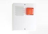 Marchio: VENITEM. Articolo: 20201902. Sirena autoalimentata a 13.8 Vdc con lampeggiante a led sistema antischiuma-antishock. Coperchio esterno in metallo verniciato bianco. Lido LS Bianco cal. Arancio.