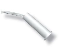 Marchio: VIMO. Articolo: CINSDK01. Rivelatori inerziali per la protezione di serramenti e grate. L’elemento sensibile è un sensore elettromeccanico, di elevata qualità, racchiuso in gas inerte per garantire un’affidabilità e una lunga durata nel tempo. Sono disponibili quattro articoli: il CINSDIP65 pensato per proteggere le grate, costruito in alluminio, di facile installazione e disponibile di colore nero; il CINSD013NE sensore inerziale per superficie in contenitore di alluminio anodizzato nero; il CINSD122 sensore inerziale da incasso, plastico, pensato principalmente per l’installazione in serramenti di tipo ferroso e completo di contatto magnetico, disponibile nei colori bianco e marrone; il CINSDK01 sensore di piccole dimensioni, da incasso in materiale plastico disponibile nei colori bianco e marrone. Tutti i sensori necessitano di un circuito d’analisi per sensori veloci. Tipo di contatto NC in quiete. Tensione max commutabile 60Vcc; 42,2Vcapicco. Corrente max commutabile 250mAcc. Potenza max commutabile 3VA. Resistenza max 30ohm. Grado di protezione IP65. 4 conduttori 30cm. Dimensioni 32x9Ø. ABS bianco. Inerziale da incasso Infissi metallici e non.