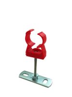 Marchio: ARITECH. Articolo: 9-10936-25. Fascetta per fissaggio tubo aspirazione a soffitto o parete in ABS di colore rosso completa di staffa di supporto pacco da 25.