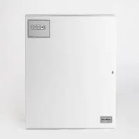 Marchio: NOTIFIER. Articolo: EFC-PS524. Alimentatore ausiliario switching 24V 5A. In box metallico da parete RAL 7035. L’alimentazione è disponibile su 3 uscite, protette da fusibile. Dimensioni: 375mm x 430mm x 120mm. Peso: 6,25 Kg. Certificato in conformità alla normativa EN 54-4 / A2 ed EN 12101-10.