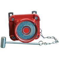 Marchio: NOTIFIER. Articolo: BG 14 ADPE (ACI28). Pulsante manuale convenzionale. L'attivazione dell'allarme avviene premendo il pulsante, dopo la rottura del vetro con l'apposito martelletto. Montaggio in aree classificate. Provvisto di martelletto per la rottura del vetro e con contenitore in alluminio fuso. E' possibile impostare l'attivazione automatica dell'allarme alla rottura del vetro. Doppio contatto ON/OFF, trasformabile in un unico contatto in scambio. Di colore rosso.