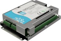 Marchio: DEA SECURITY. Articolo: BR-TR50-Z4. Scheda elettronica di elaborazione per la gestione di quattro linee-sensori TORSUS 50. Amplifica, digitalizza ed analizza i segnali provenienti dalle linee-sensori, discriminando i segnali tipici di un’intrusione da quelli generati dai disturbi ambientali. La memoria integrata consente di registrare gli eventi rivelati, creando le condizioni per identificare, con elevata precisione, la causa di ogni eventuale allarme e monitorare il comportamento generale della linea. Dispone di 5 uscite a relè (NC) per segnalare lo stato di allarme di ciascuna linea-sensori (4), la rispettiva manomissione (4), la tensione di alimentazione insufficiente o attività di service o assenza software operativo (1) ed ulteriori 2 uscite OC per segnalazioni programmabili di pre-allarme e/o tagli sporadici. La gestione della scheda può avvenire sia da LAN/WAN, tramite porta RJ45, che localmente tramite porta USB (tipo B). La configurazione dei vari parametri (livello di prestazione, sensibilità etc.) avviene con il software di service per ambiente Windows. La porta DEANET è utilizzata per l'interconnessione con altre schede DEA Security.