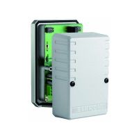 Marchio: ELKRON. Articolo: MS04. Microfono selettivo per la segnalazione di allarme contro tentativi di effrazione eseguiti a dannodi strutture murarie in cemento armato, casseforti, armadi corazzati, casse continue, ecc.Tecnologia a microprocessore con gestione integralmente digitale del sensore>> Totale immunità dai disturbi esterni di natura elettromagnetica grazie al doppio isolamentogalvanico tra l’area delle connessioni e l’unità di rilevazione ed analisi dei segnali>> Autotest ciclico sui due canali di rilevazione, con costante verifica d’integrità del trasduttoree della sezione d’amplificazione>> Dotato di rivelatore termico a soglia, per rivelare tentativi di attacco al microfono con dispositiviche alterino in modo repentino la normale temperatura di funzionamento>> Canali e modalità di rivelazione:Canale perforazione: 16 livelli di sensibilità, 4 - valori di integrazione (delay)Canale esplosione: 4 livelli di sensibilità>> Visualizzazione e memorizzazione delle differenti tipologie di allarme>> Test point per taratura e verifica strumentale sensibilità>> Comando “REMOTE” per l’attenuazione dei livelli di sensibilità (applicazioni BANCOMAT)>> Doppio passaggio dei cavi: verso la centrale, dotato di pressacavo, verso un eventuale sensoreausiliario, esterno al microfono>> Predisposizione alloggiamento di un “perturbatore interno” (opzionale), atto alla funzionedi test operativo>> Possibilità di gestione di “perturbatore esterno” (opzionale), per test operativisu grandi superfici>> Tensione nominale di alimentazione: 12 Vdc>> Tensione min. e max di funzionamento: 9 ÷ 15 Vdc>> Assorbimento: 25 mA typ a 12 Vdc 30 mA max>> Temperatura di funzionamento certificata: +5°C ÷ +40°>> Temperatura di funzionamento dichiarata dal costruttore: -10°C ÷ +70°C>> Temperatura di intervento manomissione attacchi termici: -5°C ÷ +60°C>> Autotest ciclico automatico ogni 5 minuti>> *Livello di prestazione garantito:III° (con MS04IT + MS04ET)II° (con perturbatore interno MS04IT)I° (microfono standard)>> Grado di protezione certificato IP30 (CEI 70-1)>> Grado di protezione dichiarato dal costruttore: IP54>> Tempo di allarme opto di uscita: 4s circa>> Rivelazione gradiente termico 4°C/min. circa>> Banda rilevata: da 10 a 100 Khz circa>> Copertura utile: 48 mq>> Uscita di allarme: relè allo stato solido>> Uscita tamper per apertura, asportazione, attacchi termici>> Dimensioni (L x H x P): 136 x 48 x 89 mm>> Peso: 550 g