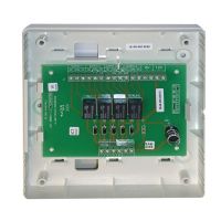 Marchio: HONEYWELL. Articolo: C074 . Scheda di interfaccia a quattro rel, collegata alle uscite dei concentratori RIO e delle centrali, consente di ottenere un contatto di scambio per ogni uscita. Fornita in contenitore plastico completo di tamper antiapertura. Dimensioni 160x150x40 mm (LxHxP).