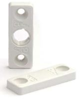 Marchio: TSEC. Articolo: CLR-AL-W. Adattatore montaggio contatti serie R su alluminio /PVC, completo di magnete, colore bianco