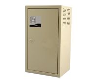 Marchio: ELKRON. Articolo: ALIM2425. Alimentatore supplementare 24V - 2,5A>> Tensione di rete: 230 Vca>> Tensione di uscita: 27,6 Vcc>> Corrente massima erogabile in uscita: 2,5A>> Corrente massima di caricabatteria: 0,8A>> Temperatura di funzionamento: - 5° + 40°C>> Grado di protezione: IP30>> Batterie escluse: 2 RB12 da 7A>> Peso: 8,2 Kg>> Dimensioni (L x H x P): 460 x 340 x 130 mm>> Certificato EN54 parte 4: Numero 1293-CPR-0524