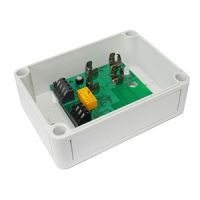 Marchio: NOTIFIER. Articolo: WL-MMB. Modulo d’ingresso via radio. Trasmissione radio bidirezionale con utilizzo di doppia frequenza con 7 canali in 868,15MHz o in 869,85MHz. Massima potenza irradiata 3 mW e sensibilità ricevitore di 5 dBm. L’ingresso è di tipo controllato. Questi è dotato di led bicolore di colore verde e rosso che darà indicazioni sullo stato del modulo. Doppia batteria al litio, primaria e secondaria, per una lunga durata totalmente monitorate. Temperatura di funzionamento da -30°C a +55°C. Umidità relativa sino a 90% senza condensa.Dimensioni di 87mm x 87mm x 40mm..