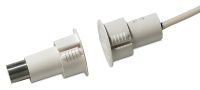 Marchio: ARITECH. Articolo: DC107. Contatto NC da incasso, per porta di ferro, alta tolleranza, 4 conduttori da 200 cm. Gap 9 mm. max. Dim. 22x40 mm. 
