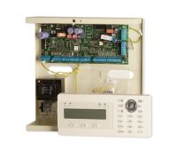 Marchio: ARITECH. Articolo: ATS1000A-SM-HK. Kit composto da centrale Advisor Advanced 8-32 zone, 4 aree, in contenitore metallico piccolo ATS1000A-SM e dalla tastiera con lettore di prossimità integrato ATS1135